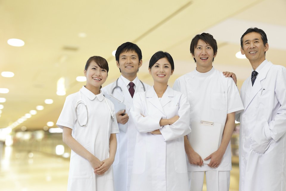 ICU医療・看護の課題は専門家によるチーム医療体制の構築